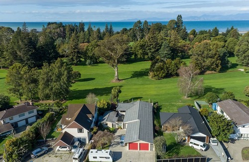 Motueka House | Stay and Play in Motueka