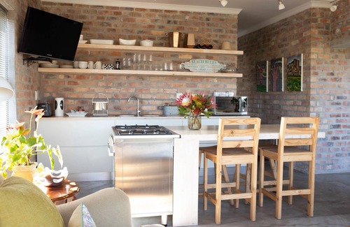 Betty's Bay House | Stay at Friends