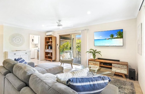 Kewarra Beach House | Stay at the Albatross