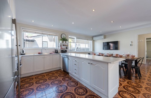 Footscray House | Stay Belgravia - 9 bedroom house