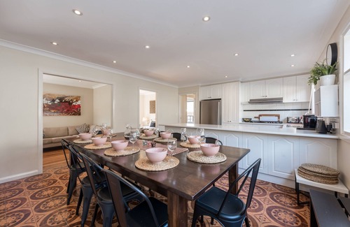 Footscray House | Stay Belgravia - 9 bedroom house