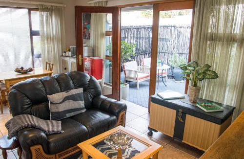 Edenvale Apartment | Stay @ Honeytree