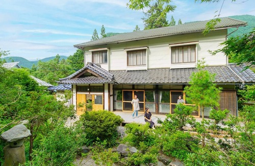 Takayama-mura House | Stay in a modern old house with a main building in/Nagano Nagano