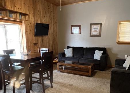 Ohiopyle Villa | Stay In Ohiopyle - closest place to the GAP trail in Ohiopyle, PA, Hot Tub