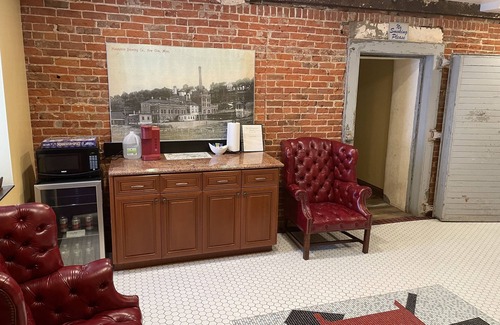 New Ulm Apartment | Stay in the Old Hauenstein Brewery on the 1st level