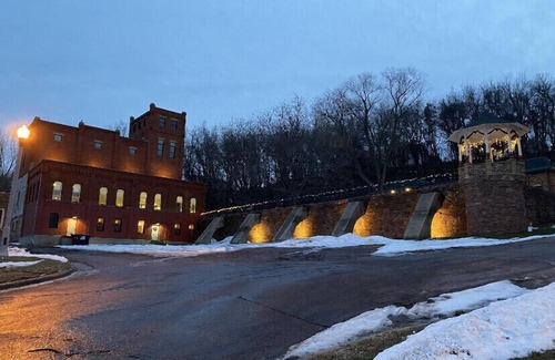New Ulm Apartment | Stay in the Old Hauenstein Brewery on the 1st level