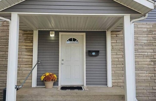 La Porte Apartment | Stay on State 2 bed