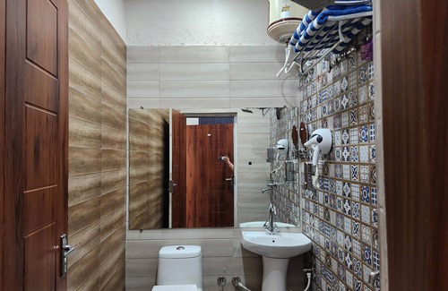 Rishikesh House | Stay On The Ganges