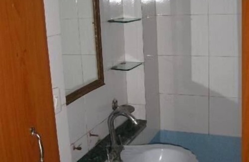 Sangla Hotel | StayApart - Shruti Guest House