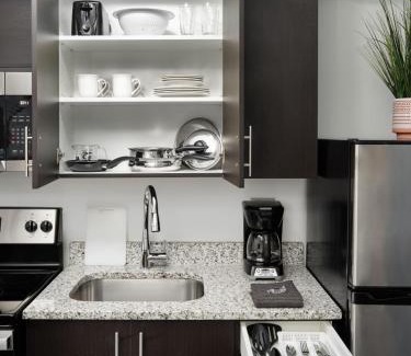 Norfolk - Virginia Beach Hotel | stayAPT Suites Suffolk-Chesapeake