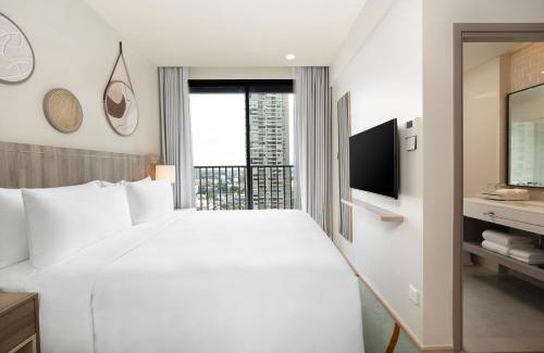 Khlong Tan Hotel | Staybridge Suites Bangkok Sukhumvit by IHG