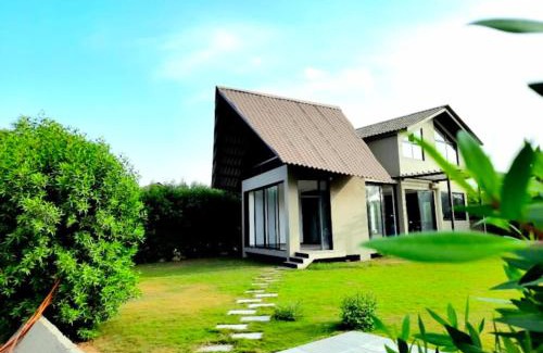 Navsari Villa | Staycation at farm house