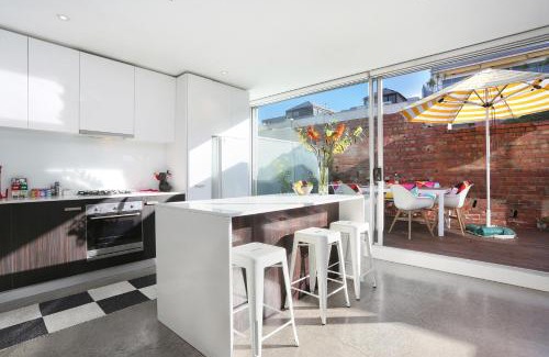 Collingwood Apartment | StayCentral - Collingwood Penthouse on Oxford