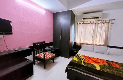 Tarapith Hotel | STAYMAKER Chakra Nayan Tara Sonu Inn