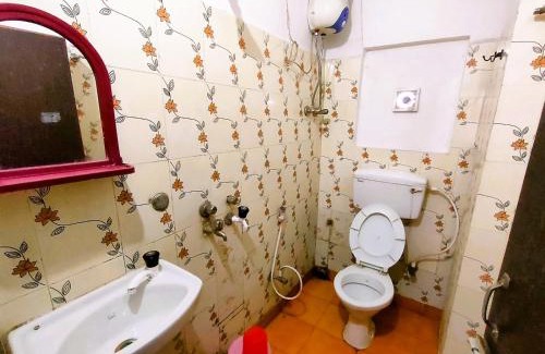 Tarapith Hotel | STAYMAKER Chakra Nayan Tara Sonu Inn