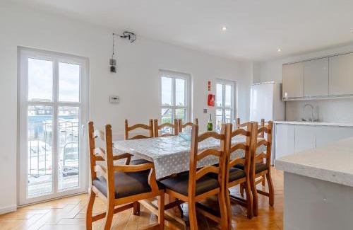 Hoveton House | Staysail-18151