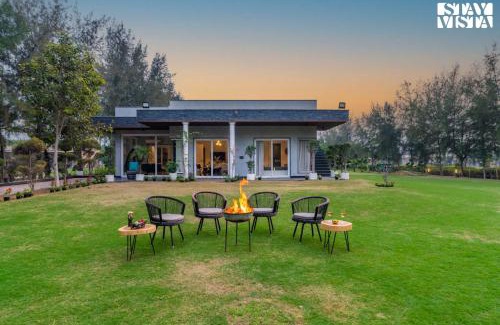 Pataudi Villa | StayVista at Barton Estate with Outdoor Pool - Manesar