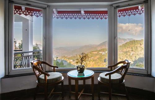 Gagar Villa | StayVista at Daffodil Cottages with Indoor Games