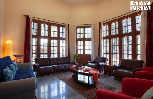 Narasapura Villa | StayVista at Mikkie House 3BHK Villa Combination of Bricks & Stone - Breakfast Included