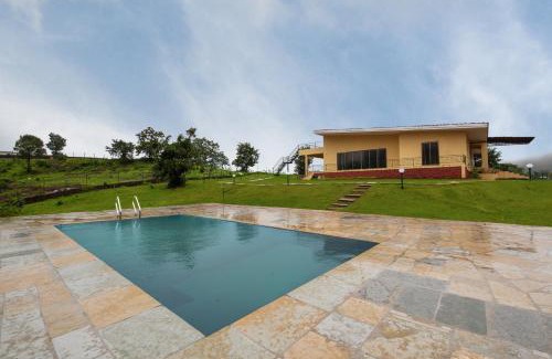 Kurvande Villa | StayVista's Shivom Villa 8 - A Serene Escape with Views of the Valley and Lake