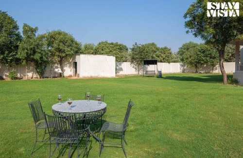 Rajawas Villa | StayVista's The Cosy Countryside - Villa with Lawn & Indoor-Outdoor Games in Jaipur