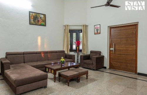 Rajawas Villa | StayVista's The Cosy Countryside - Villa with Lawn & Indoor-Outdoor Games in Jaipur
