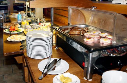 Klatovy House | Steak Restaurant Penzion Country Saloon