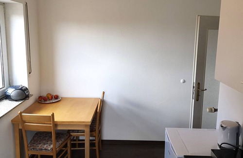 Detmold Apartment | Stellar Apartment in Detmold with Garden