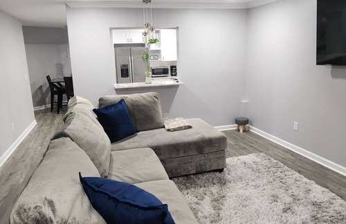 Dacula Apartment | Step into Peace 'W Bright View