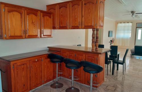Mahaut Apartment | Stephen Guest House