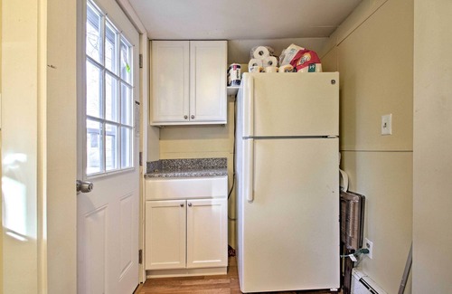 Buzzards Bay House | Steps to Cape Cod Canal: Buzzards Bay Home