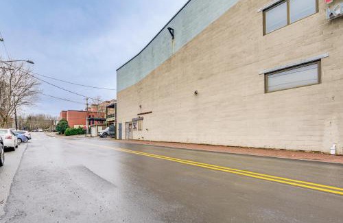 Waynesville Apartment | Steps to Main St Theater Studio in Waynesville!