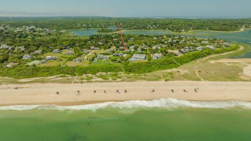 East Orleans House | Steps to Nauset Beach Private Yard