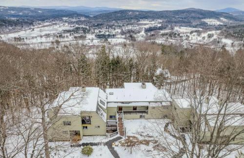 West Hartford House | Steps to Ski Trail Fireplace - Kingswood 1B