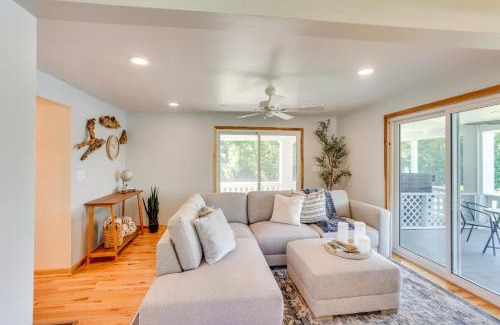 Dauphin House | Steps to Susquehanna River Hot Tub Hideaway!