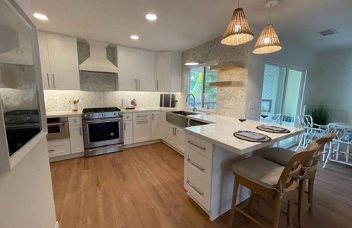 Carlsbad House | Steps to the sand & cool Pacific Ocean Upgraded