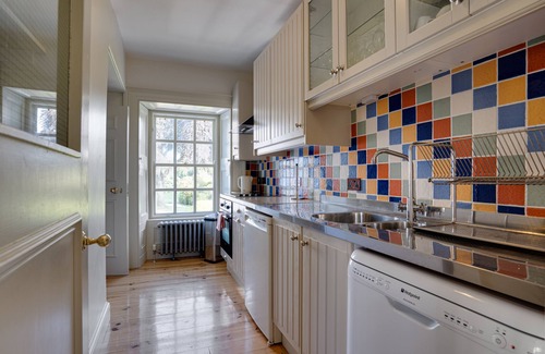 Newton Stewart Apartment | Stewart Rooms