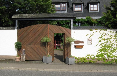 Wahlenau Hotel | Stierstall-Suite Pension Wahlenau