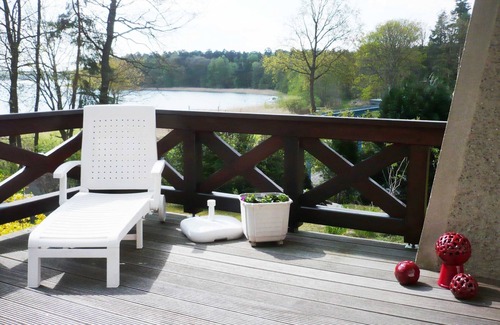 Zwenzow Apartment | Stilblüte apartment rental (21081) - Holiday home Stilblüte