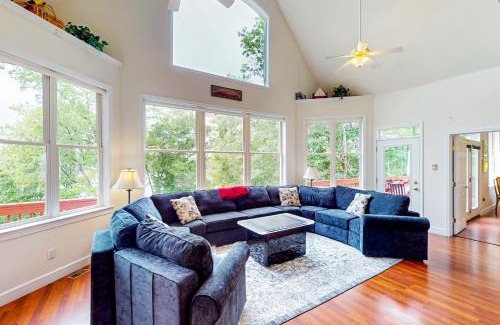 Goodview House | Still Waters
