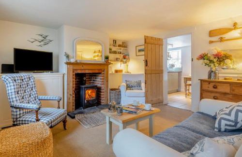 Bodham House | Stone Cottages - Bodham
