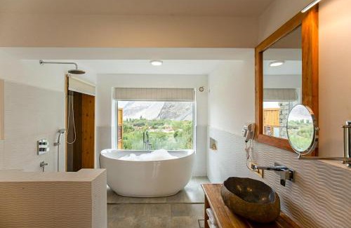 Nubra Valley Hotel | Stone Hedge Hotel
