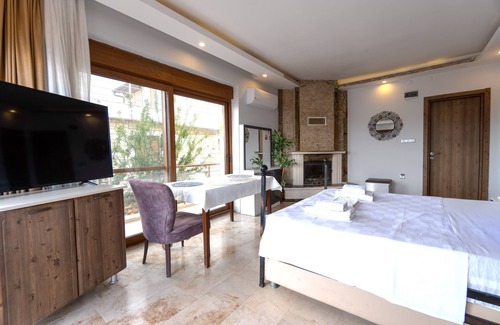 Yenifoca Hotel | Stone House Foca Butik Otel