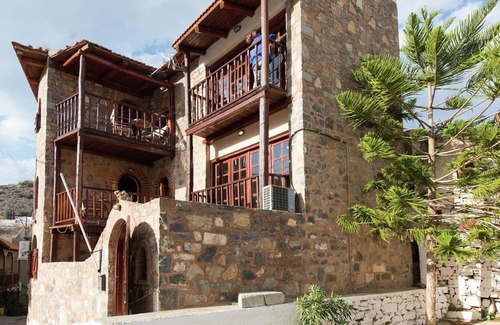 Mavrikiano Apartment | Stone House in Elounda with Gulf Views