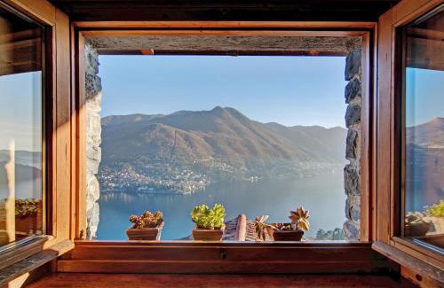 Moltrasio House | Stone House of the year 1500