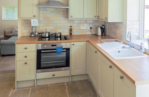Fulbeck House | Stone Lodge