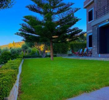 Loutropoli Thermis Apartment | Stone Oasis