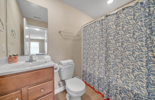 New Albany Apartment | Stonecrest 701, 2bd Apt I Free Parking I Pool