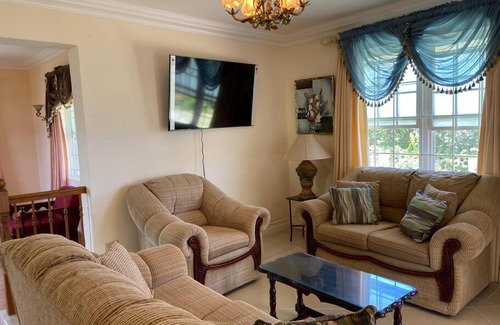 Diamond Valley House | StoneHaven The perfect retreat