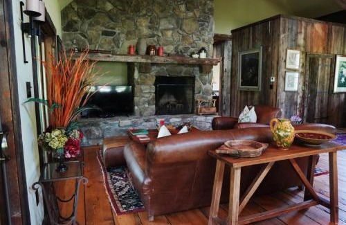 Goshen House | Stonehill Guest House